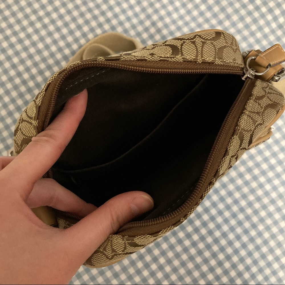 Coach Camera Bag - Picture 5 of 5